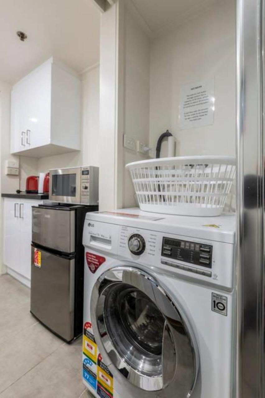 Readyset Apartments On Anthony Melbourne Eksteriør bilde